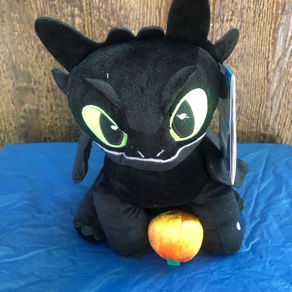 GEMMY How To Train Your Dragon Toothless Animated Plush Halloween Skull 2025 NEW